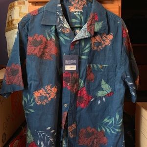 Men’s casual button down t shirt